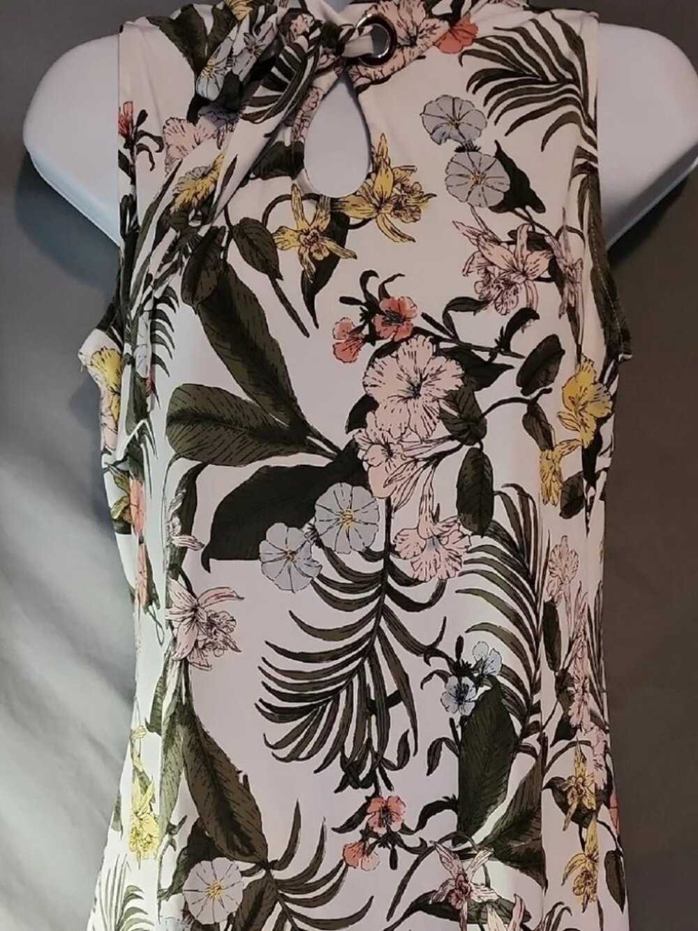 Liz Claiborne Floral Top with Gold Accents